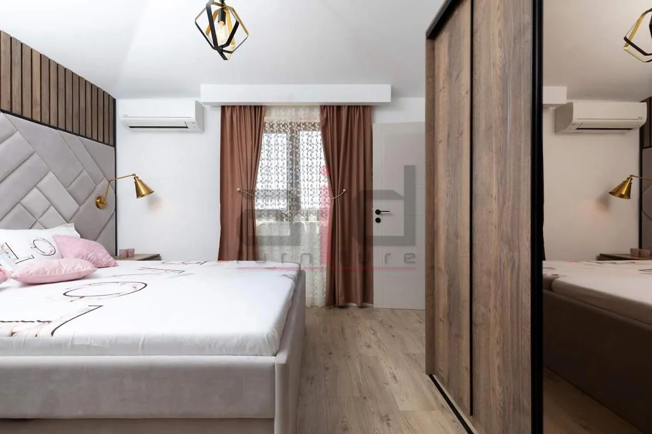 Pula Porta Aurea & Wellness Oasis Apartment 0*,
