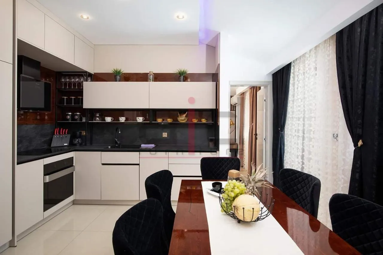 Pula Porta Aurea & Wellness Oasis Apartment Croatia